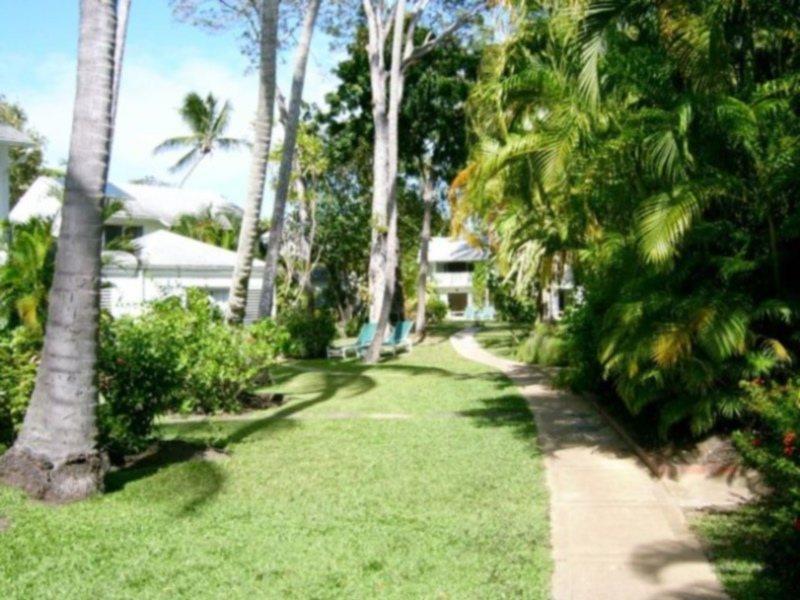 Settlers Beach Hotel Saint James Exterior photo